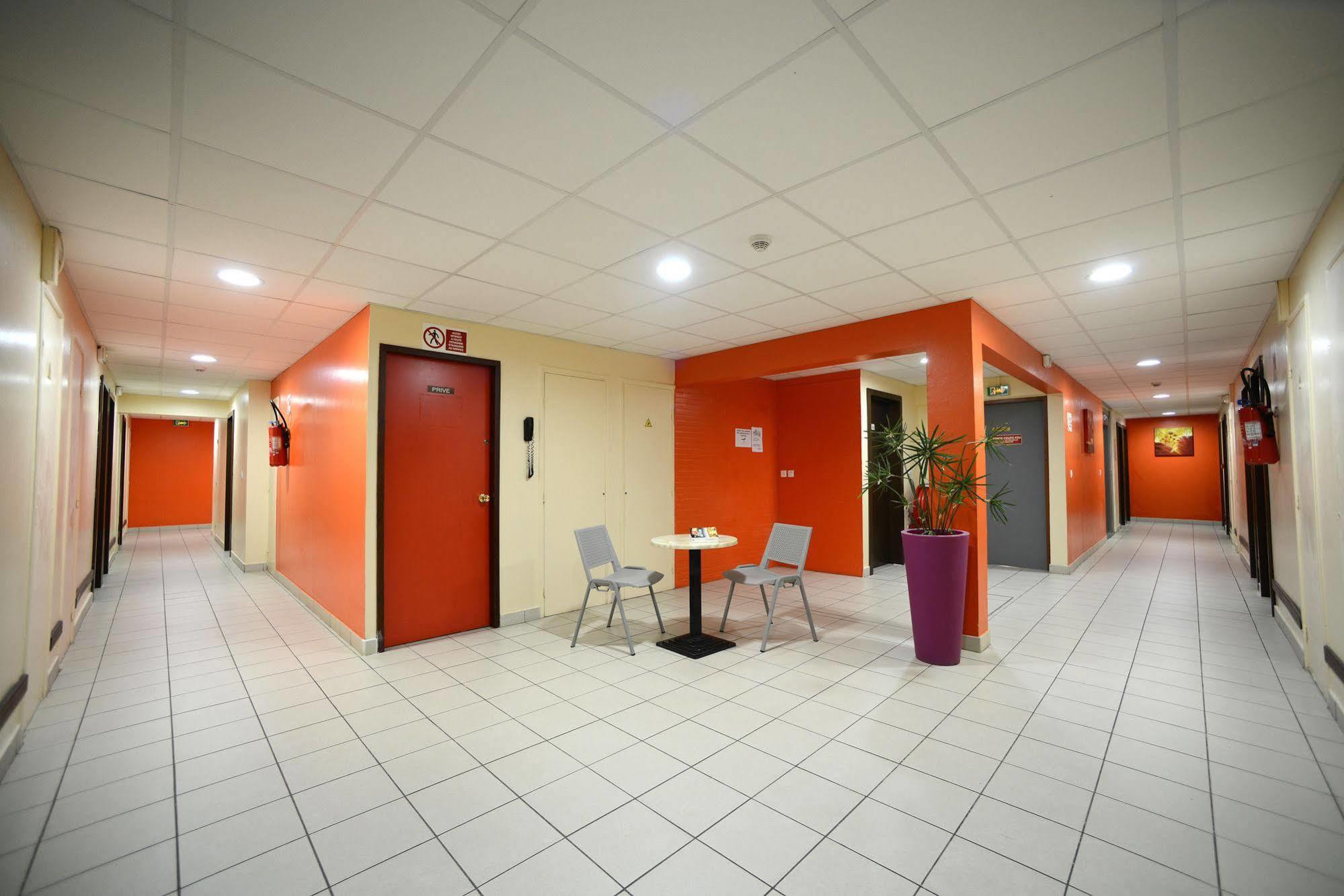 Central Hotel Cayenne Dış mekan fotoğraf