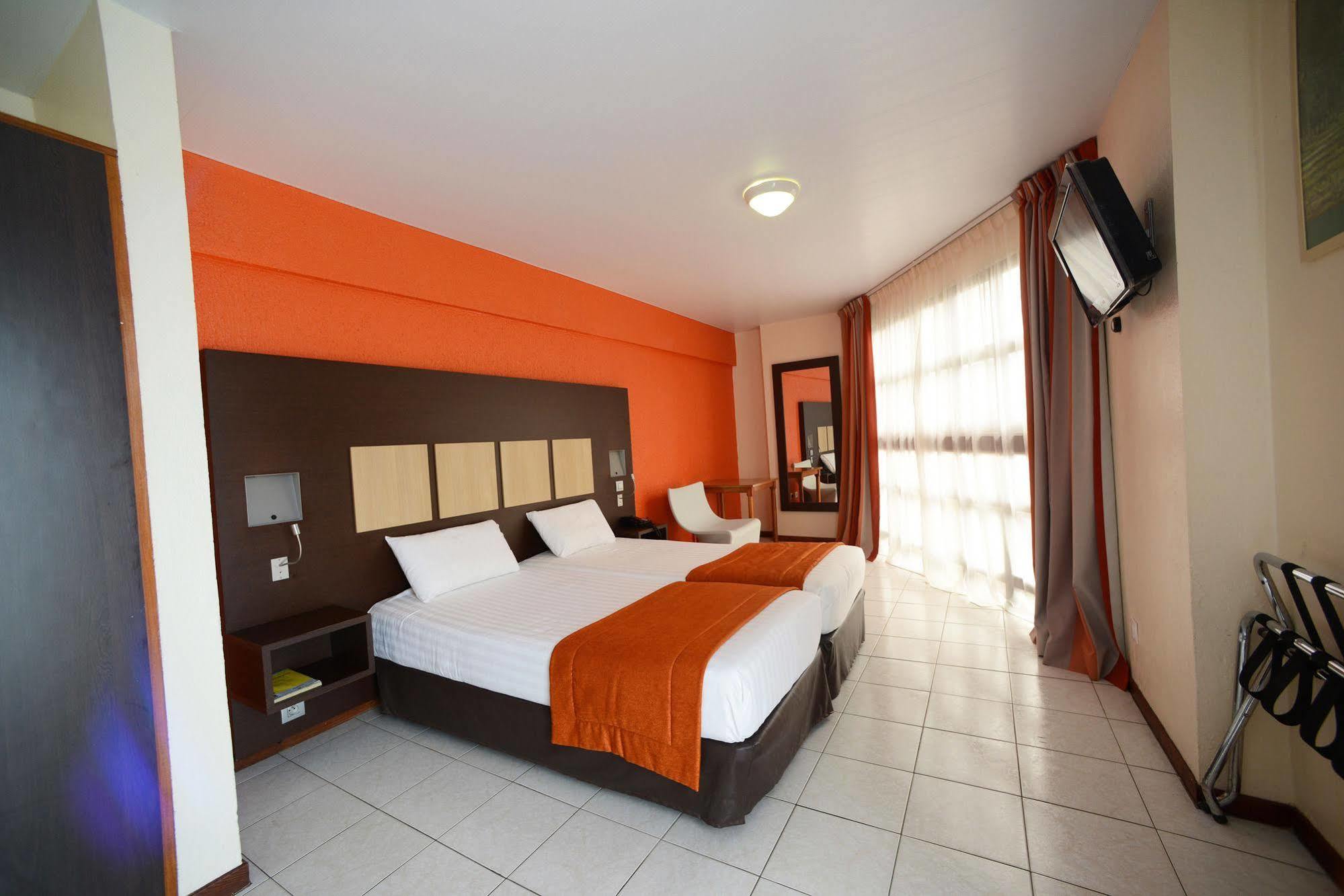 Central Hotel Cayenne Dış mekan fotoğraf